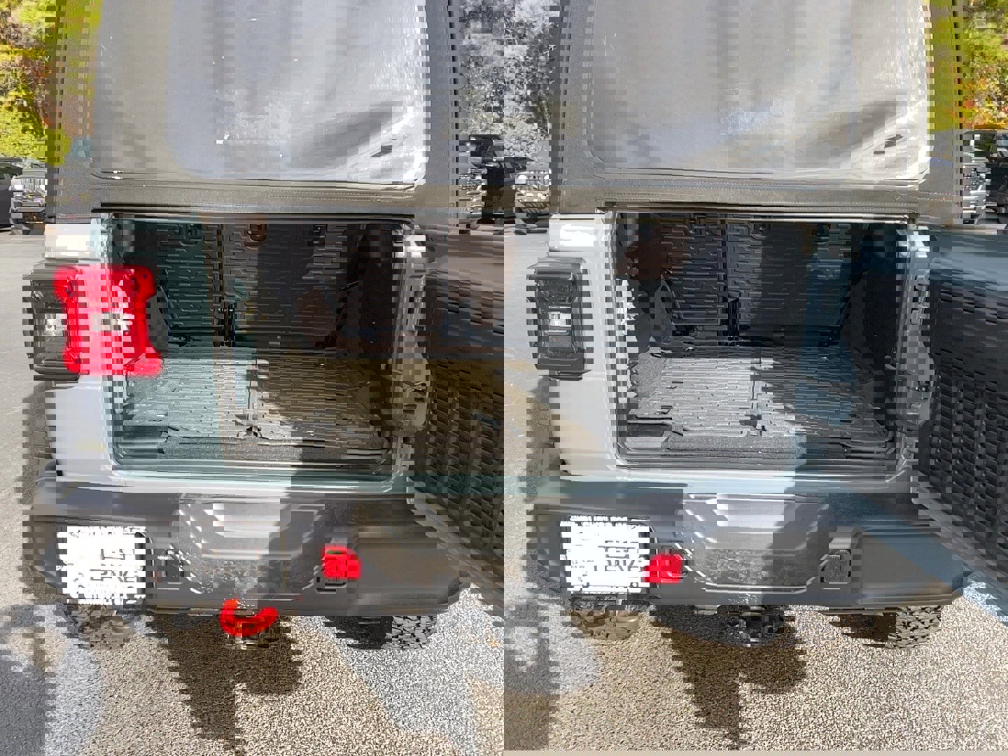 Used 2024 Jeep Wrangler Unlimited Rubicon image 30