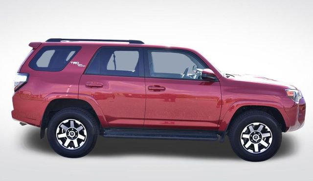 Certified 2024 Toyota 4Runner TRD Off-Road image 6