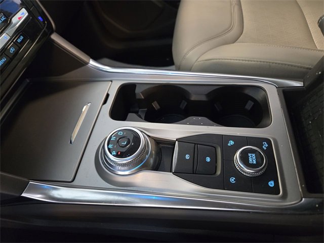 Used 2022 Ford Explorer Platinum w/ Equipment Group 601A image 20