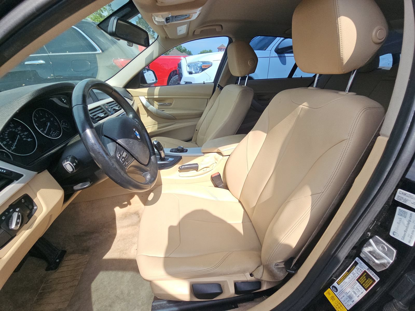 Used 2016 BMW 320i Sedan w/ Driver Assistance Package RWD image 8
