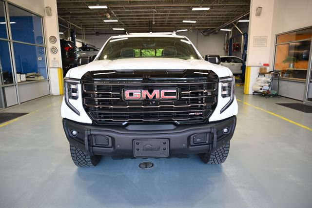 Used 2025 GMC Sierra 1500 AT4X AWD/4WD image 2