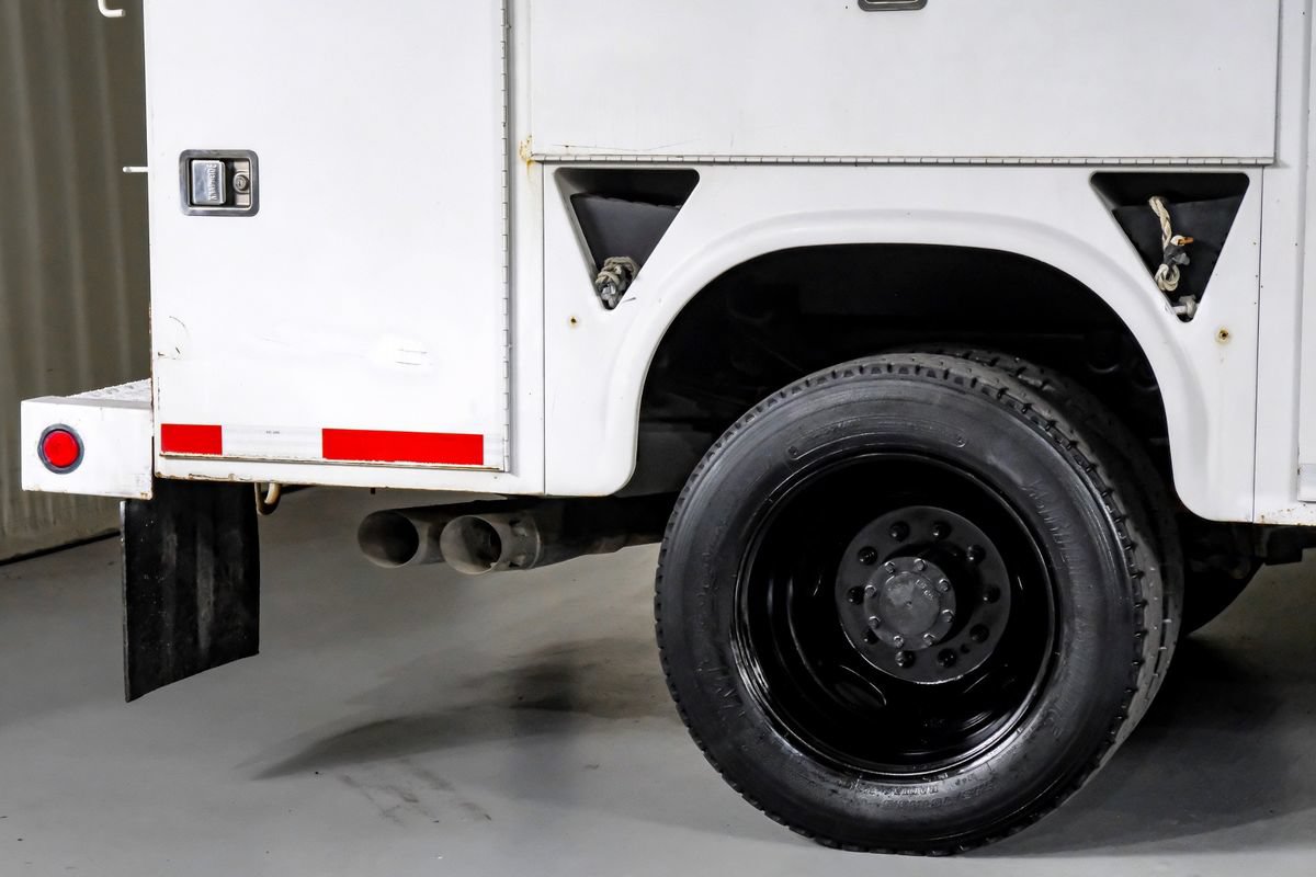 Used 2012 Ford F550 2WD Regular Cab Super Duty w/ Payload Upgrade Pkg image 6