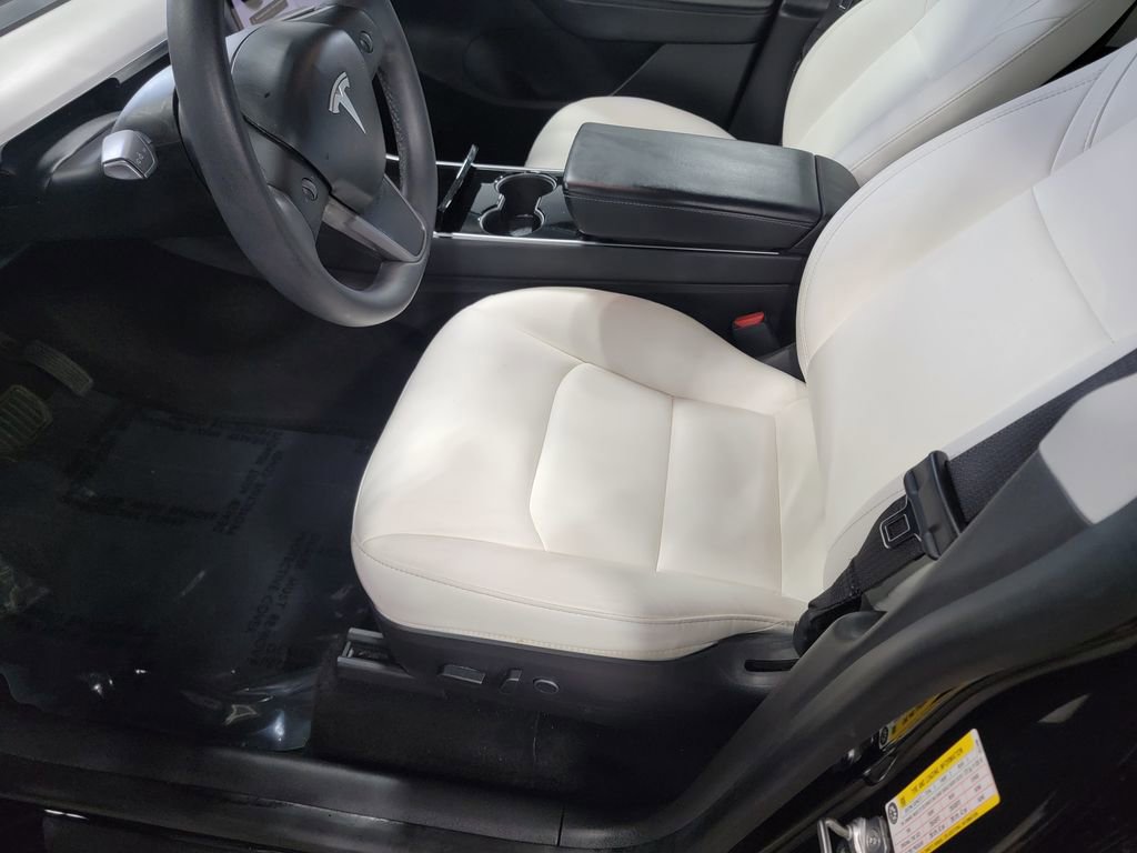Used 2021 Tesla Model Y Long Range AWD/4WD image 20