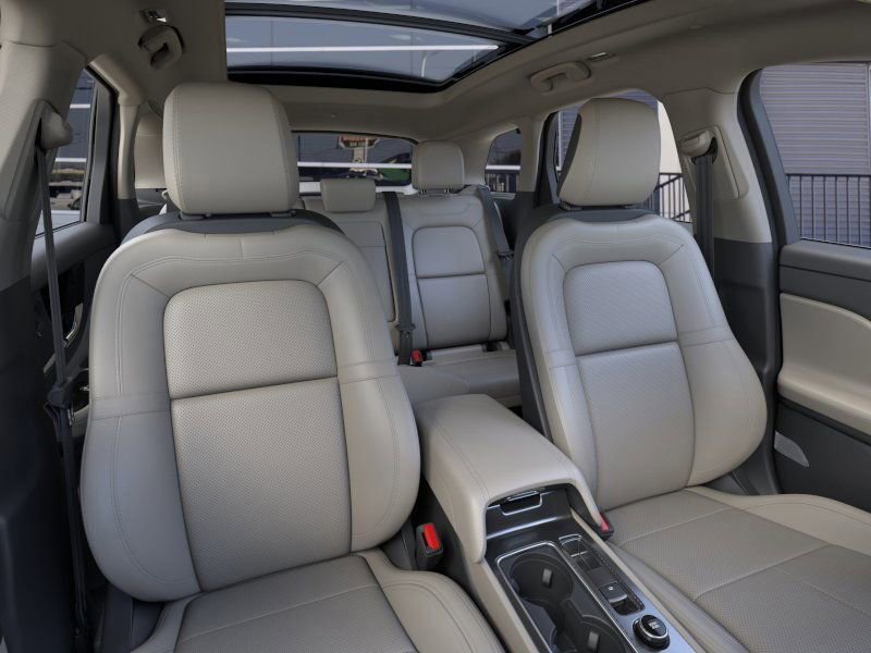 New 2025 Lincoln Corsair Grand Touring w/ Equipment Group 302A image 10