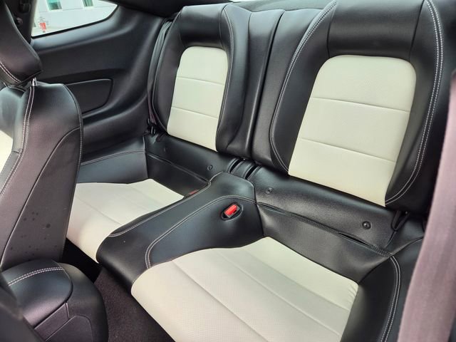 Used 2022 Ford Mustang GT Premium image 21