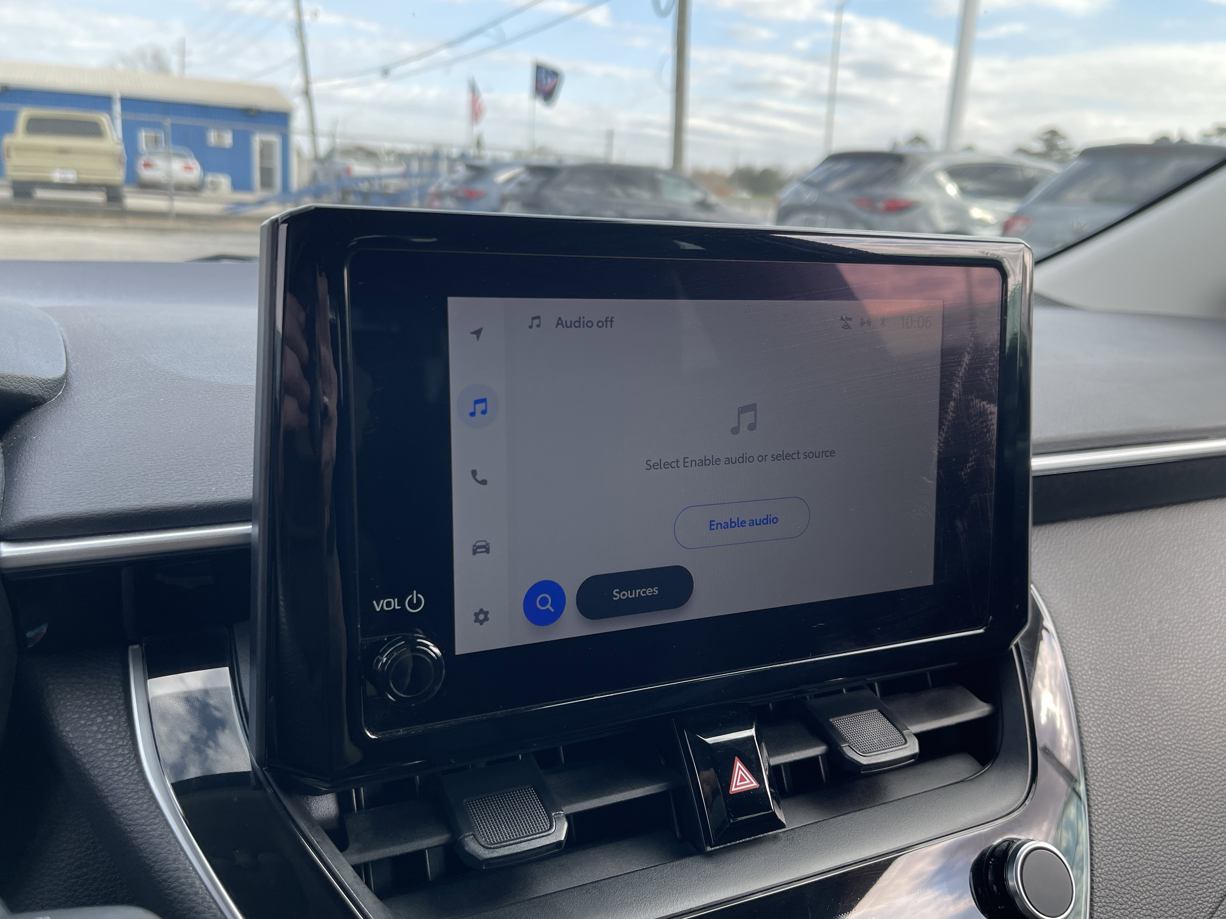 Used 2024 Toyota Corolla LE image 23