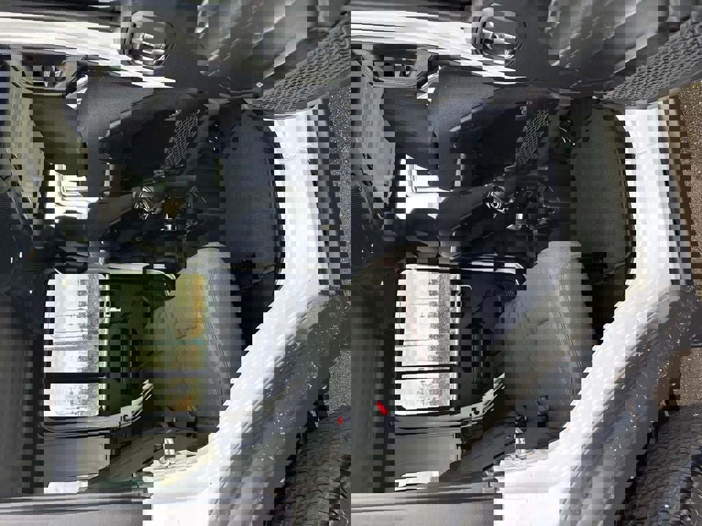 Used 2024 Jeep Wrangler Unlimited Rubicon image 13