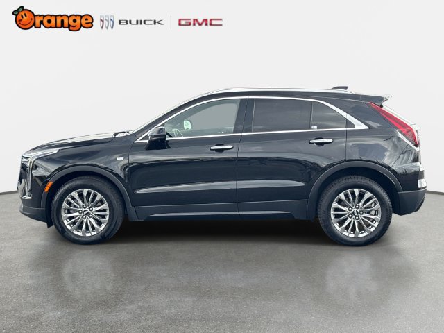 Used 2025 Cadillac XT4 Premium Luxury FWD image 6