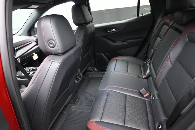 New 2027 Chevrolet Equinox RS w/ Safety and Technology Package FWD image 9