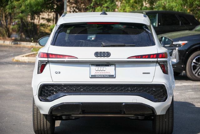 New 2026 Audi Q3 quattro 2.0T AWD/4WD image 22