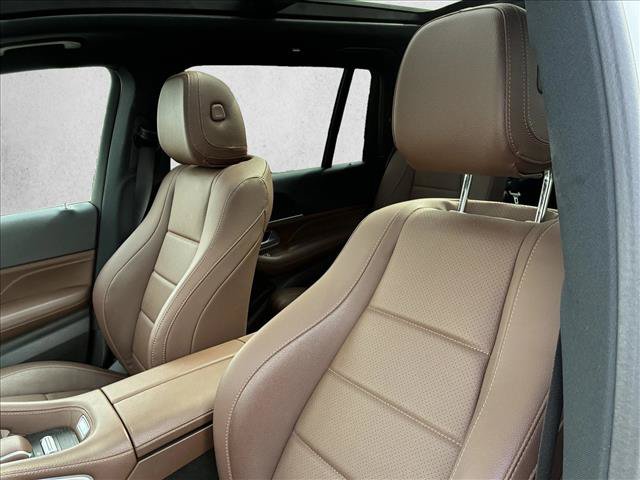 Certified 2024 Mercedes-Benz GLS 450 4MATIC image 11