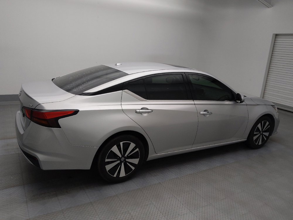 Used 2019 Nissan Altima 2.5 SV image 10