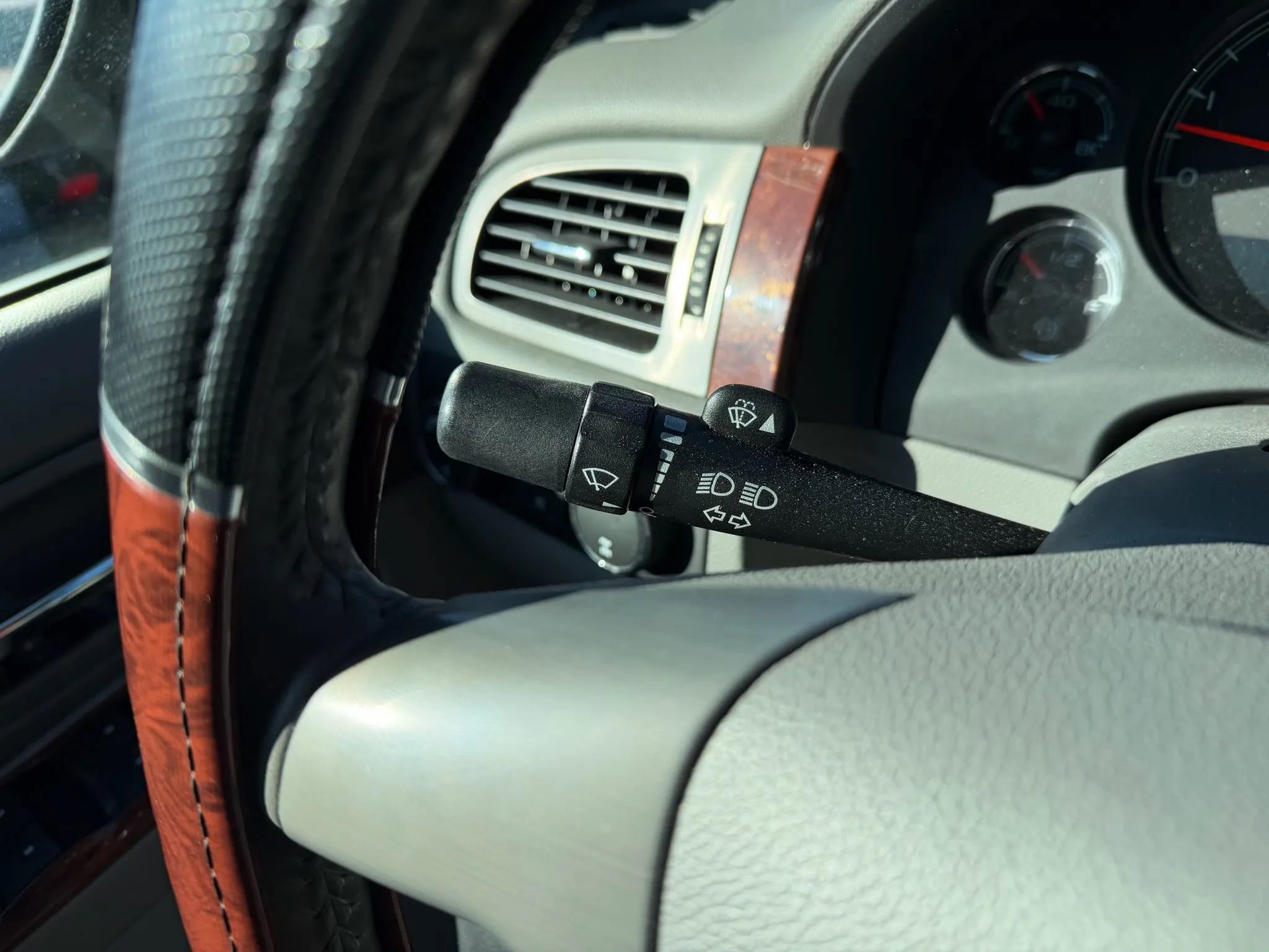 Used 2013 GMC Sierra 1500 SLT w/ SLT Convenience Package image 36