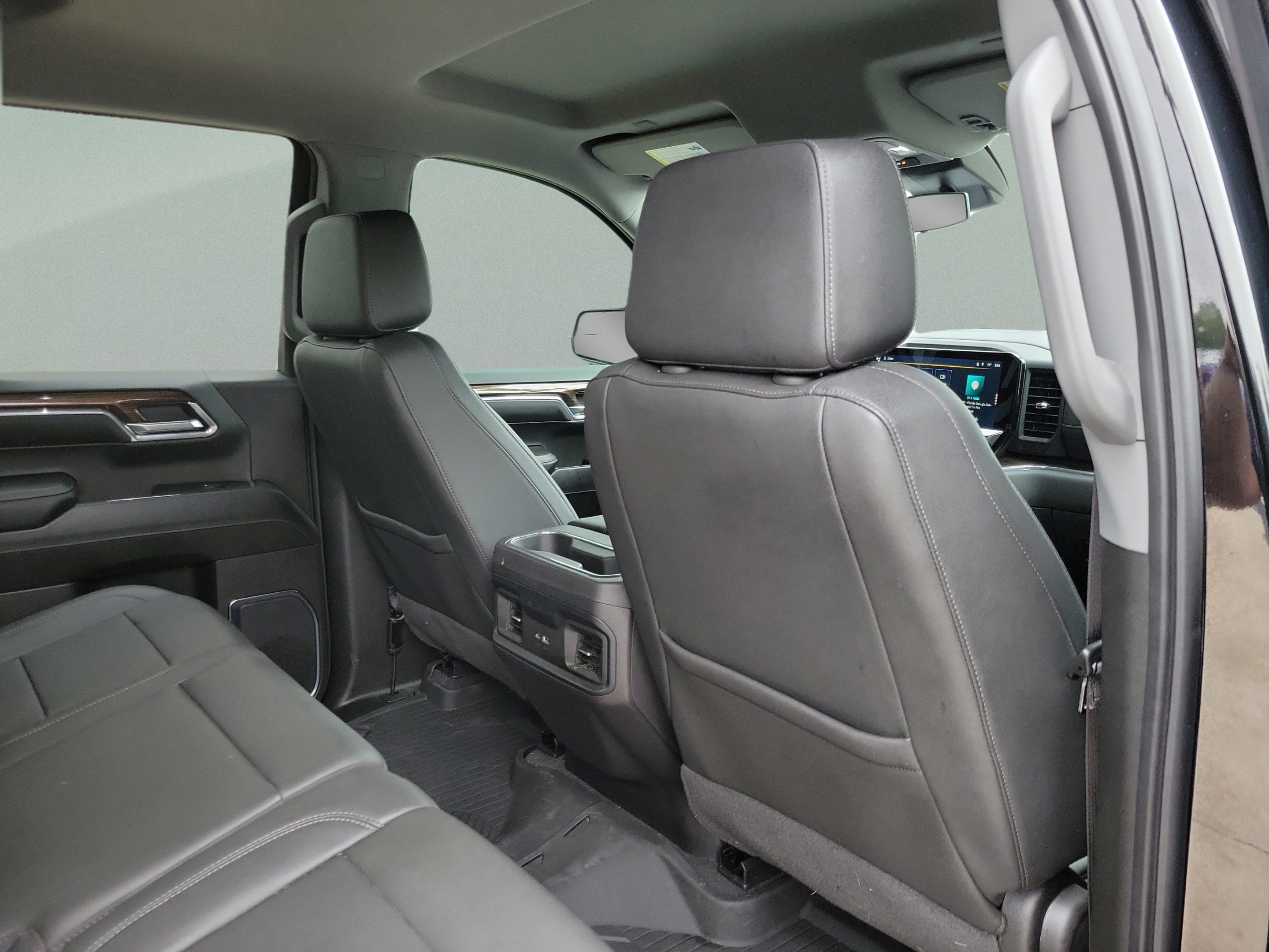Used 2024 Chevrolet Silverado 1500 LT Trail Boss w/ Convenience Package II AWD/4WD image 22