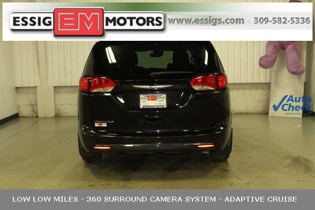 Used 2020 Chrysler Pacifica Touring-L Plus w/ Tire & Wheel Group image 39