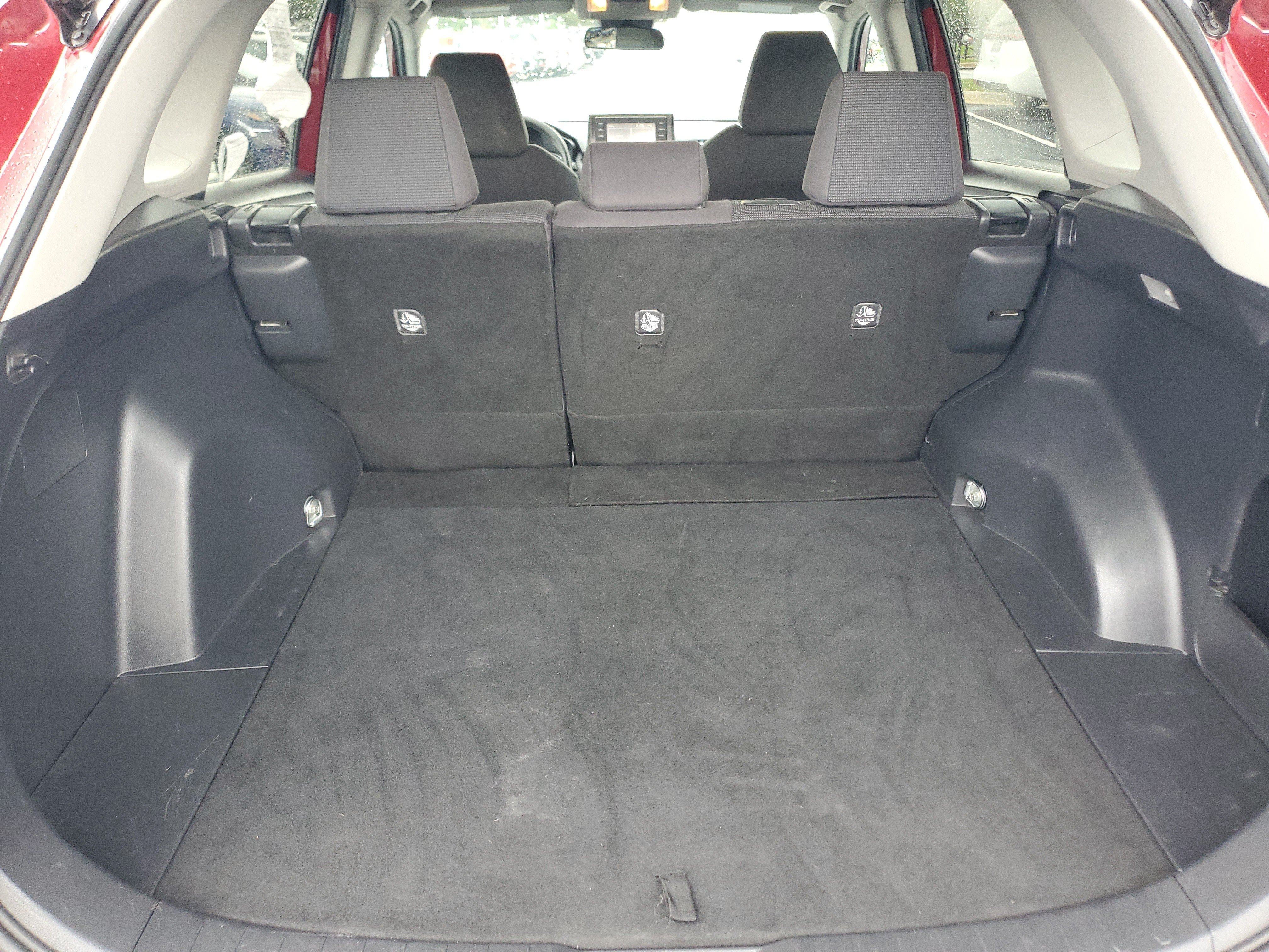 Certified 2020 Toyota RAV4 LE AWD/4WD image 9