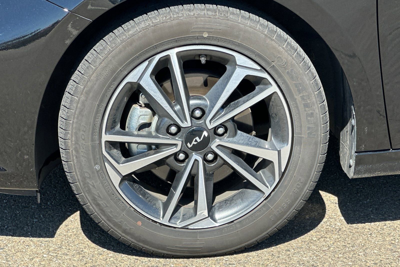 Used 2024 Kia Forte LXS FWD image 42