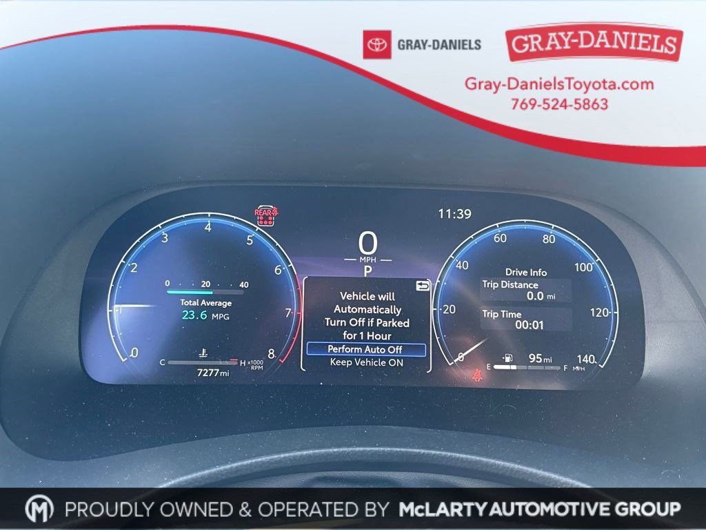 Used 2025 Toyota Highlander Platinum image 44