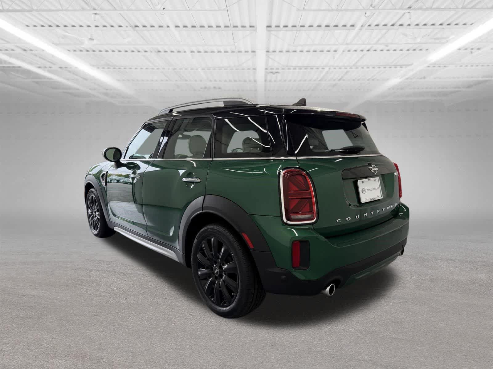 Used 2024 MINI Cooper Countryman S w/ Signature Upholstery Package FWD image 3