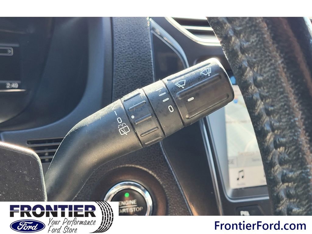 Used 2018 Ford Explorer XLT w/ Equipment Group 202A image 21