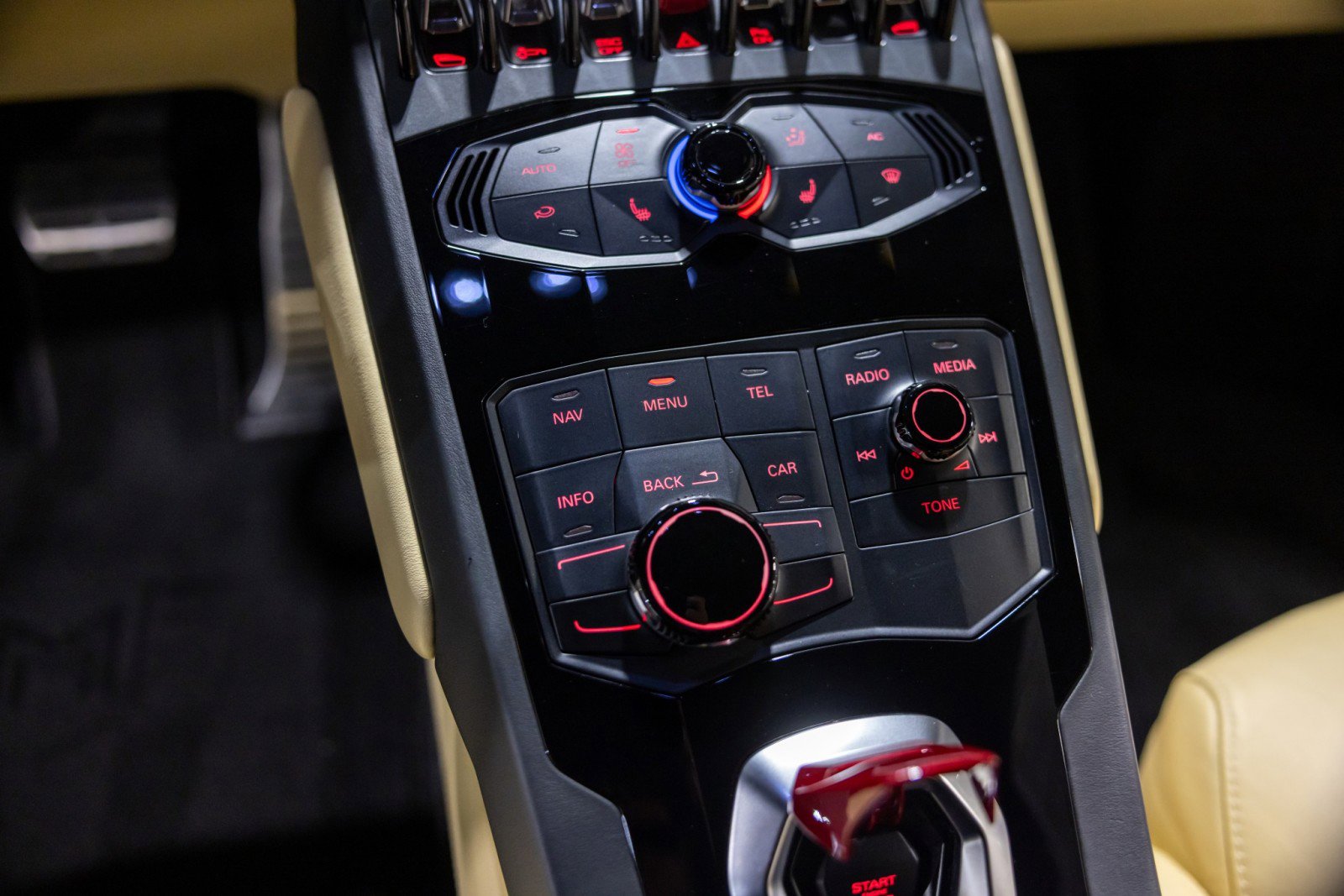 Used 2016 Lamborghini Huracan LP 610-4 image 39