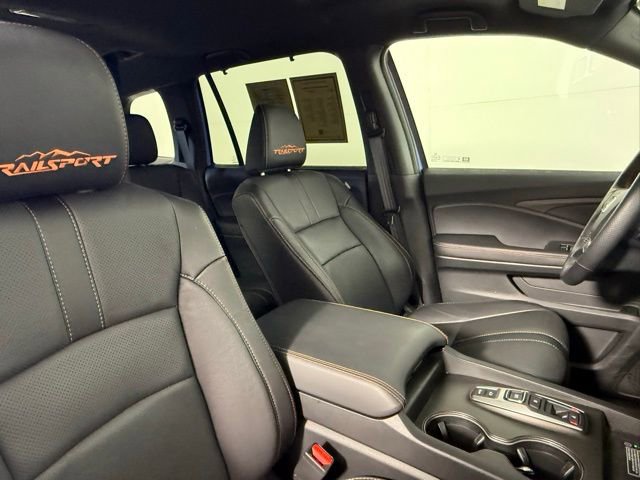 Used 2025 Honda Passport TrailSport image 56