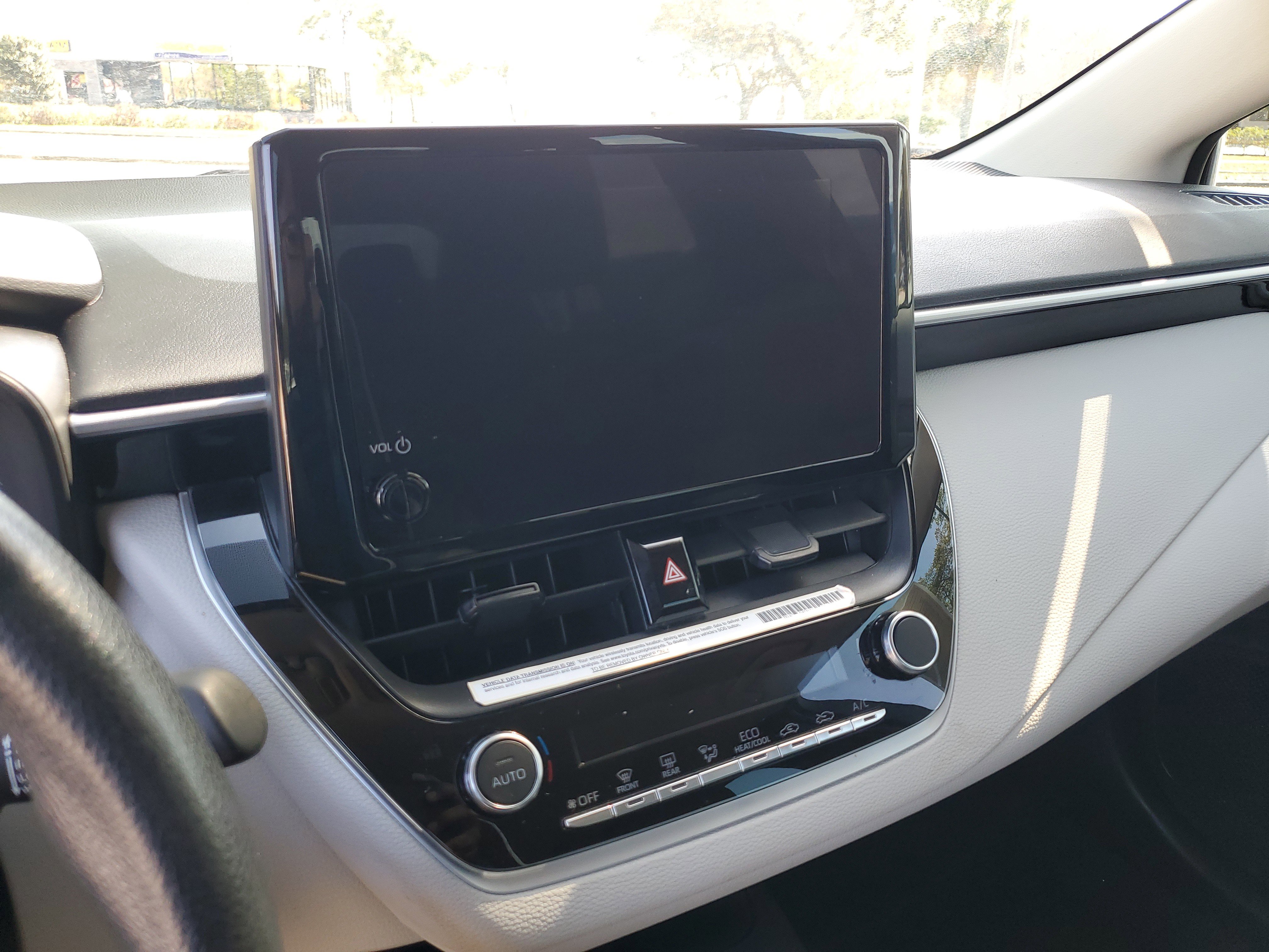 Used 2024 Toyota Corolla LE FWD image 17