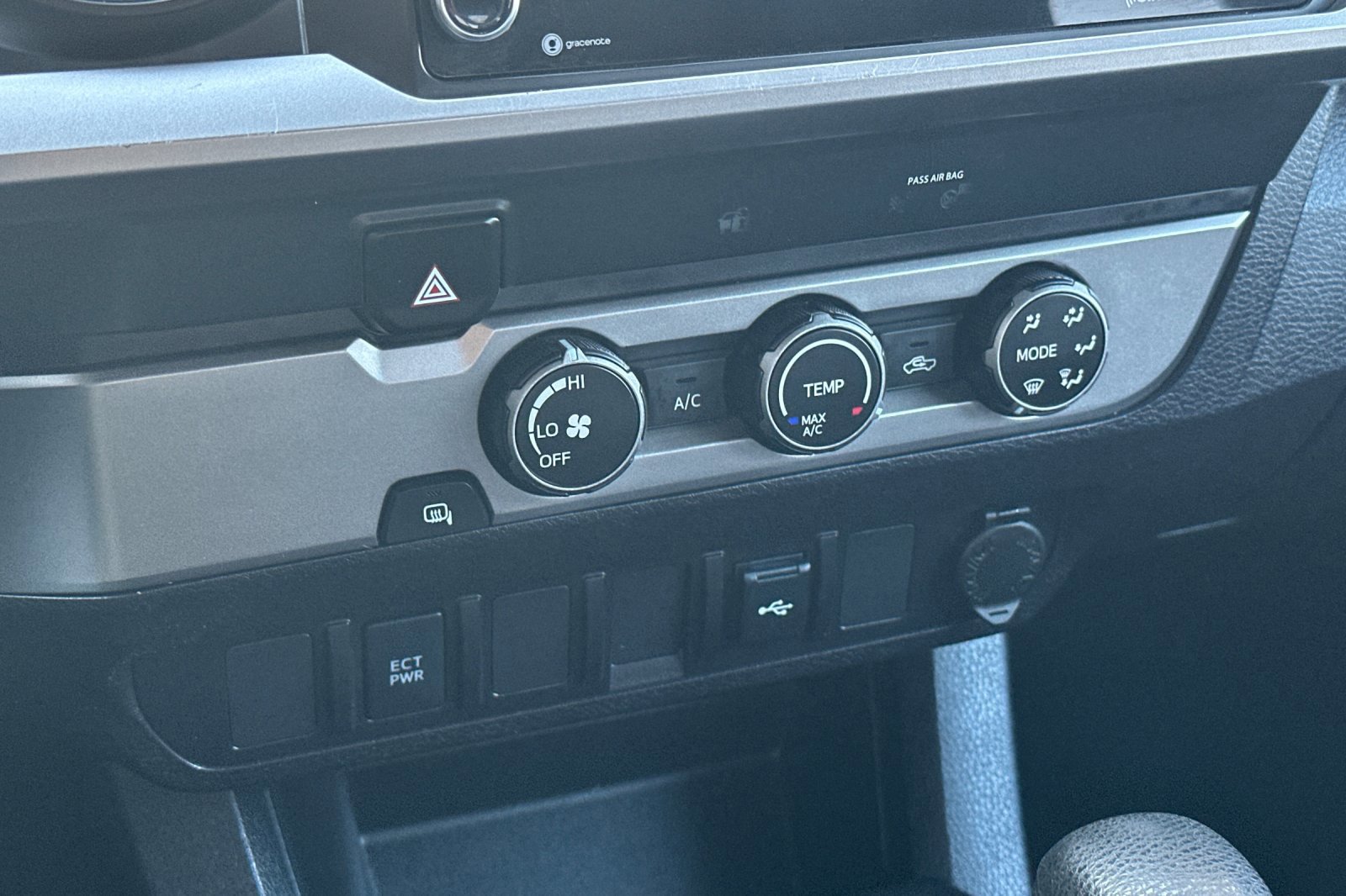 Used 2023 Toyota Tacoma SR5 image 17