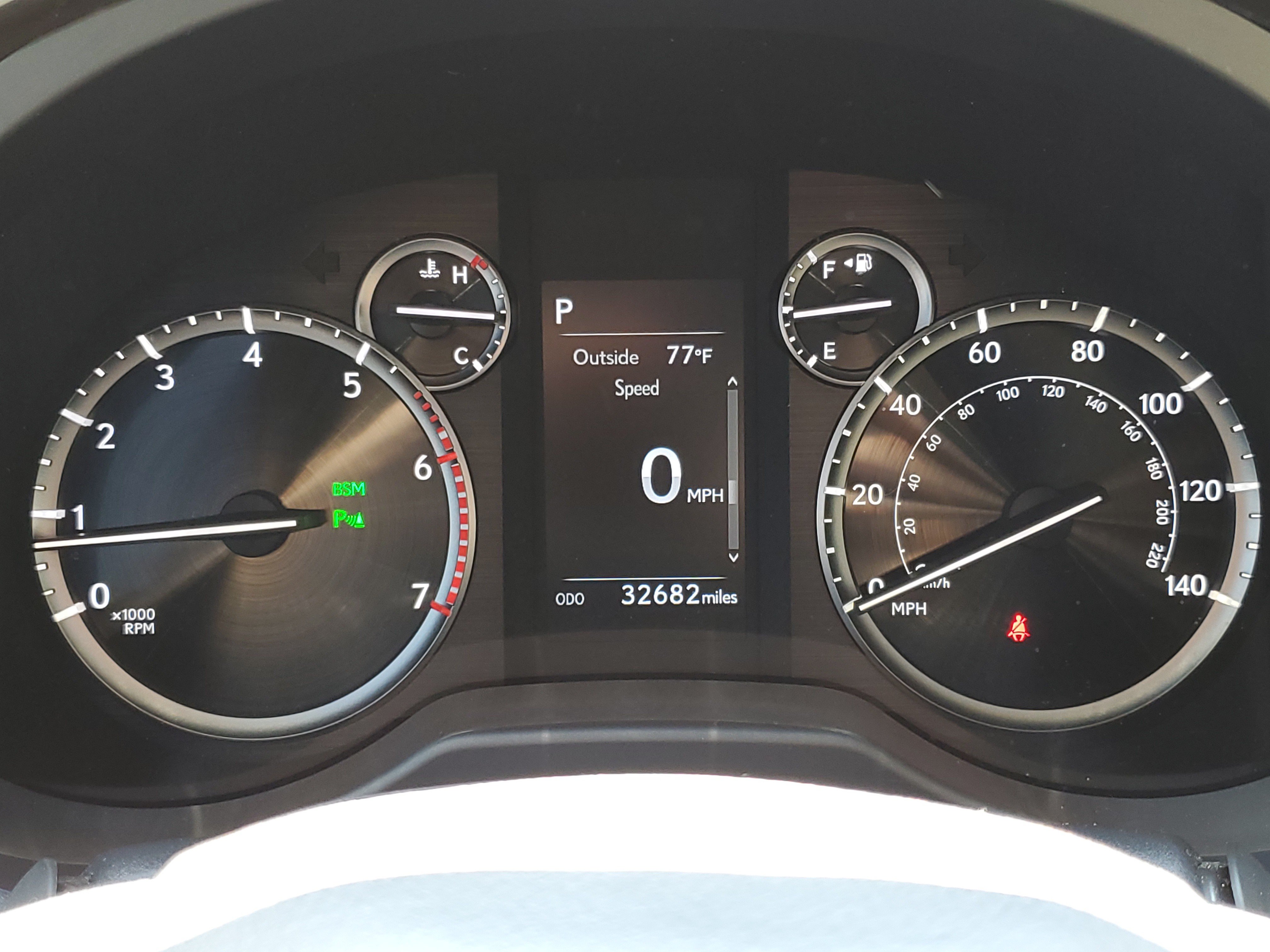 Used 2021 Lexus GX 460 Premium w/ Premium Package AWD/4WD image 10
