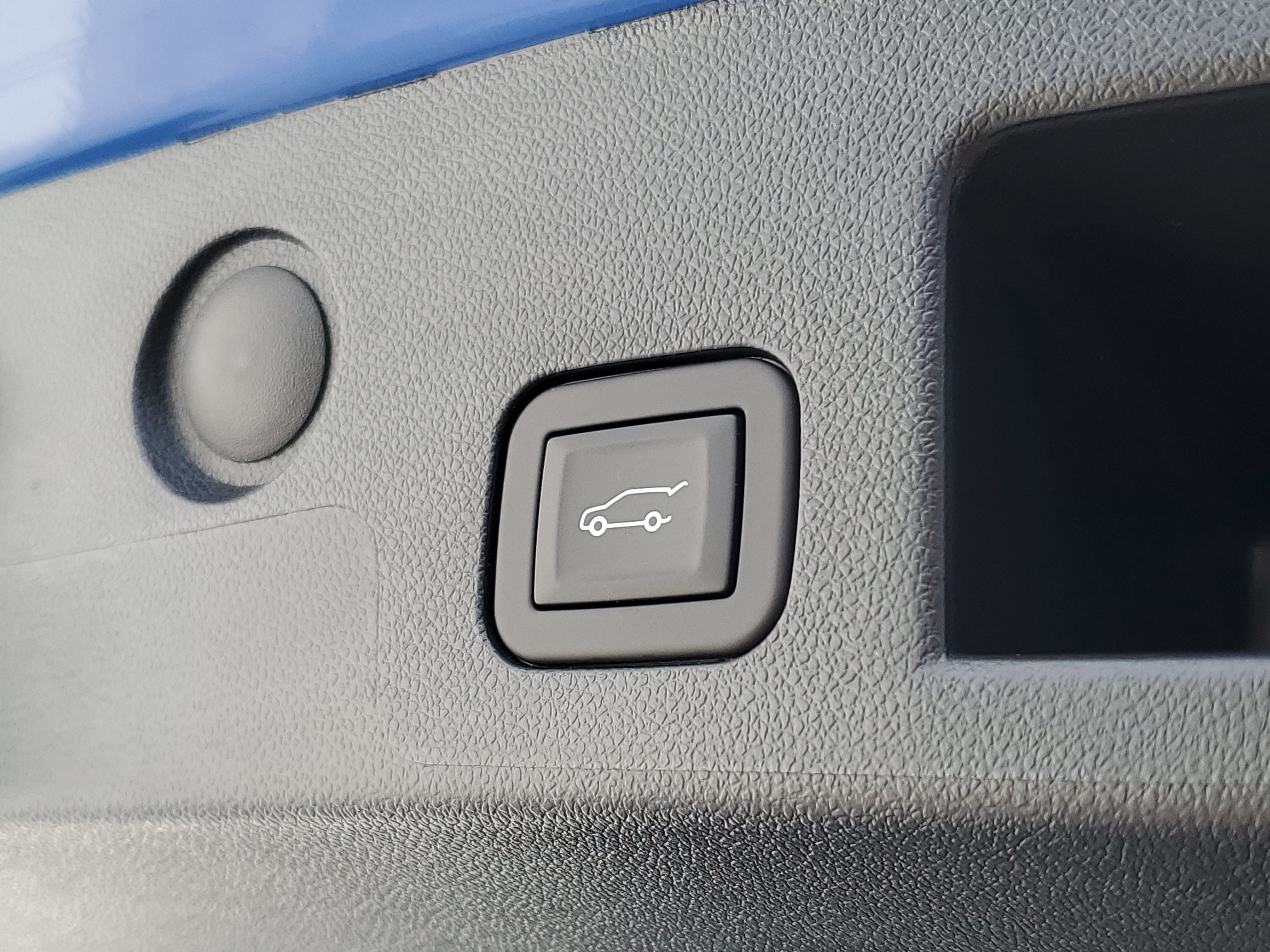 New 2026 GMC Terrain Elevation w/ Elevation Premium Package FWD image 11