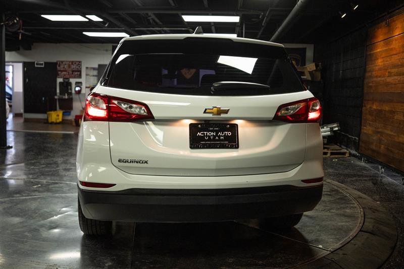 Used 2020 Chevrolet Equinox LS image 6