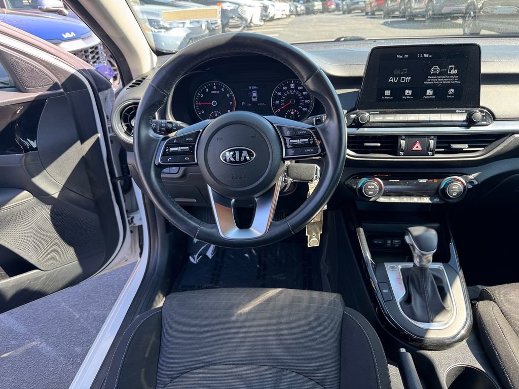 Certified 2019 Kia Forte S image 11