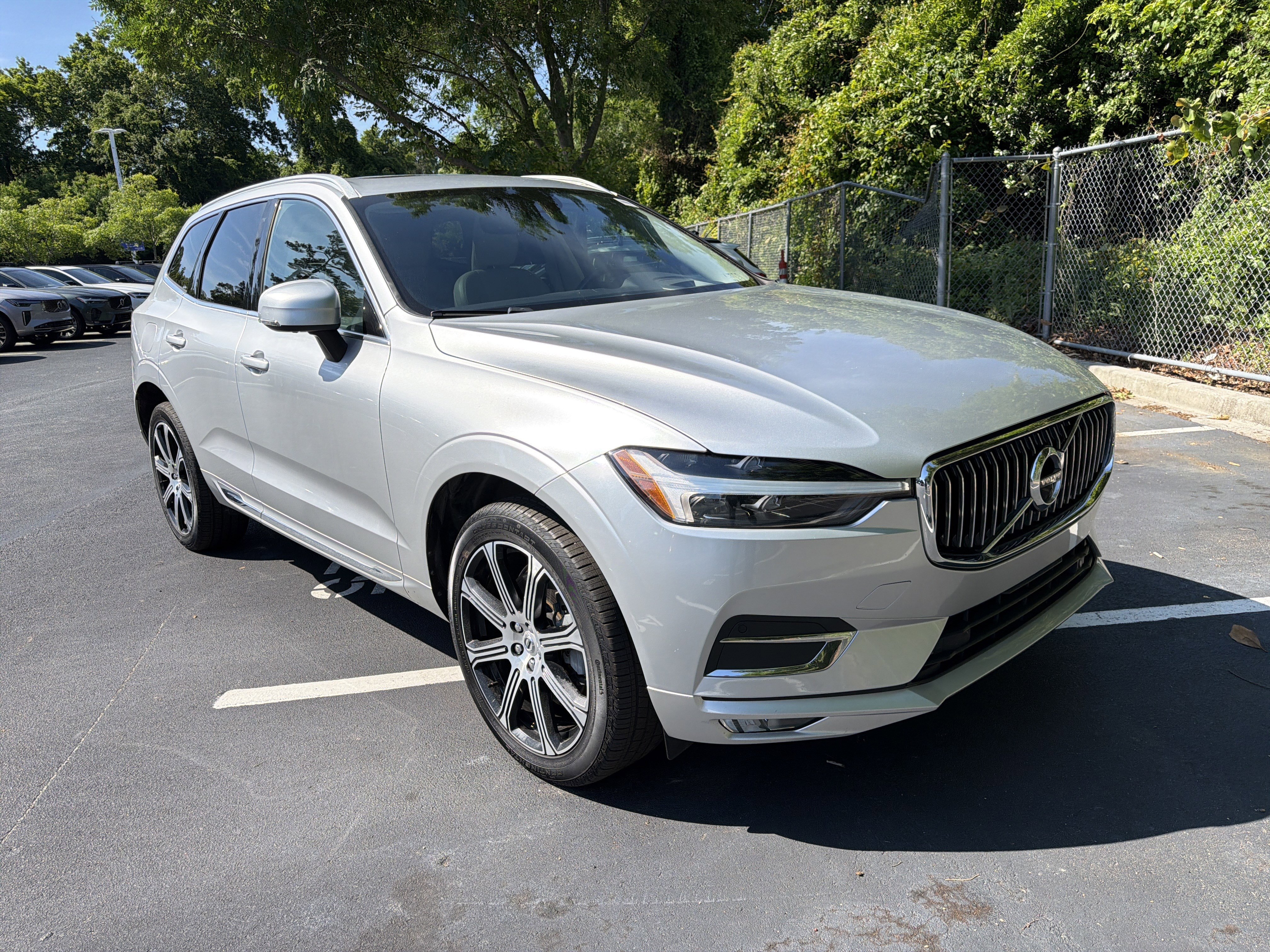 Used 2021 Volvo XC60 T6 Inscription w/ Advanced Package AWD/4WD image 2