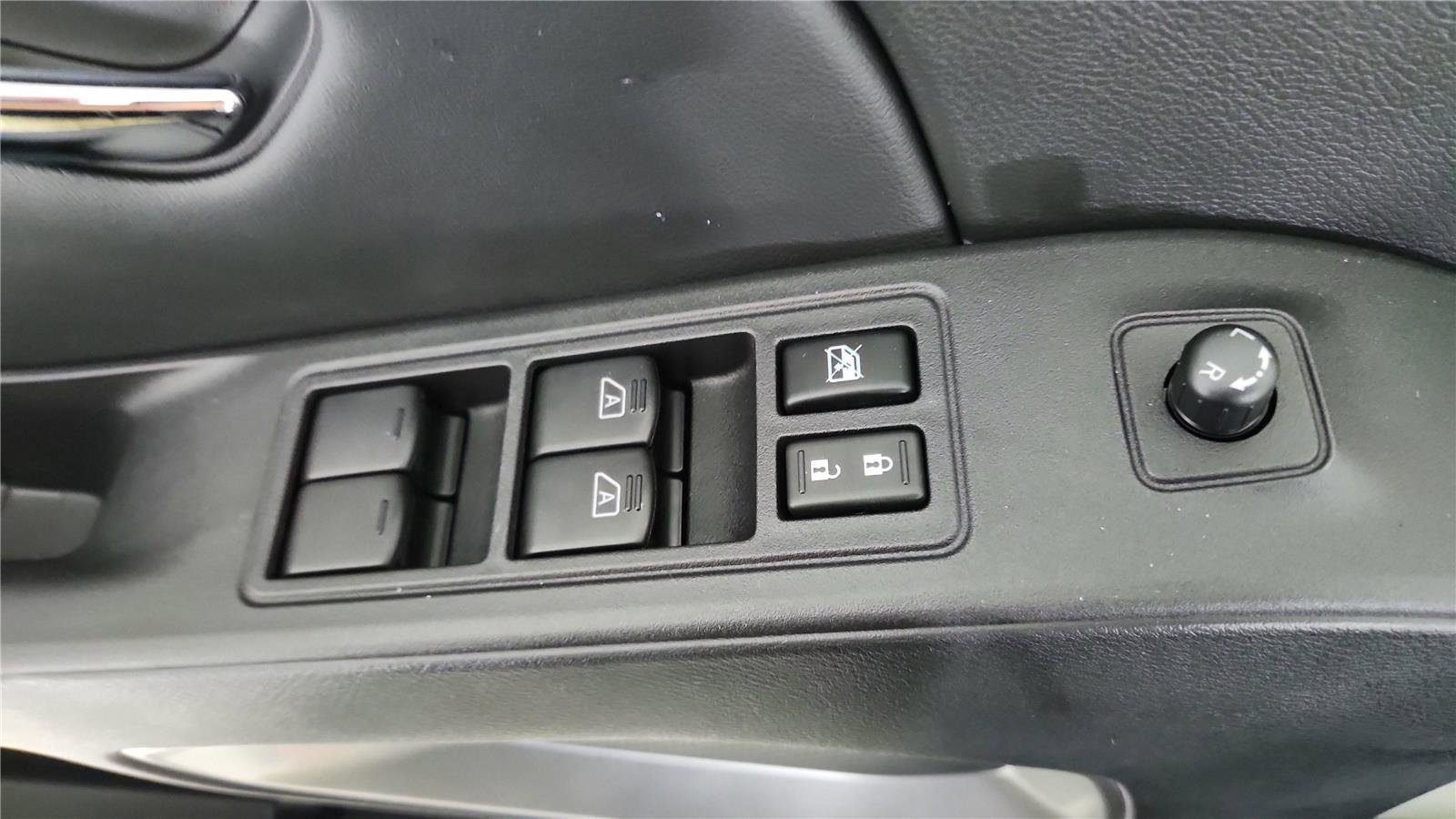 New 2026 Nissan Frontier SV w/ All-Weather Content Package image 14