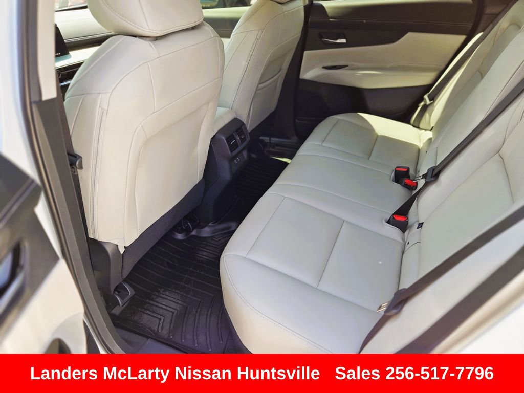 Used 2025 Nissan Murano SL AWD/4WD image 14