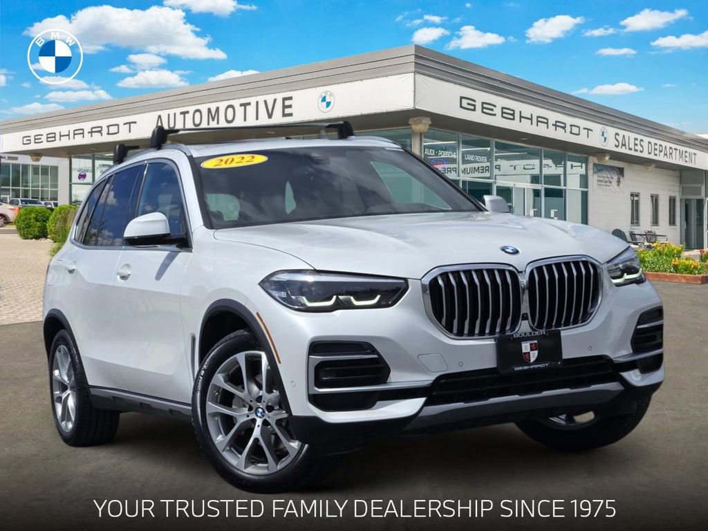 Used 2022 BMW X5 xDrive40i w/ Premium Package image 1