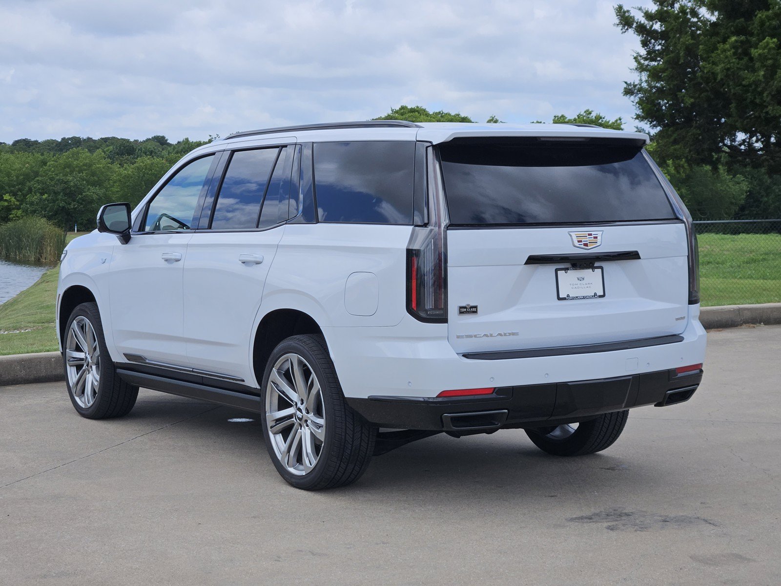 New 2026 Cadillac Escalade Sport w/ Touring Package AWD/4WD image 4