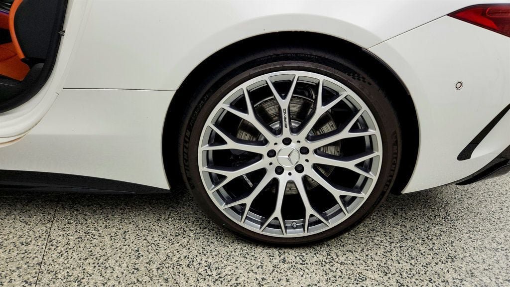 Used 2024 Mercedes-Benz SL 63 AMG 4MATIC image 9