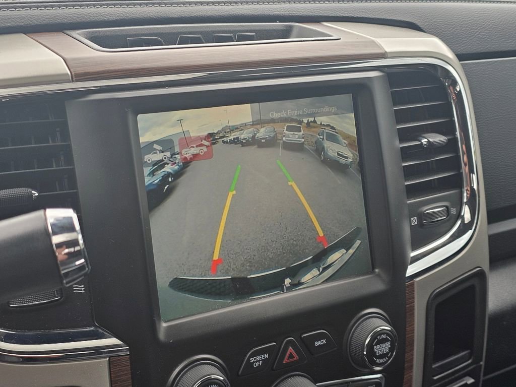 Used 2016 RAM 2500 Laramie w/ Convenience Group AWD/4WD image 17