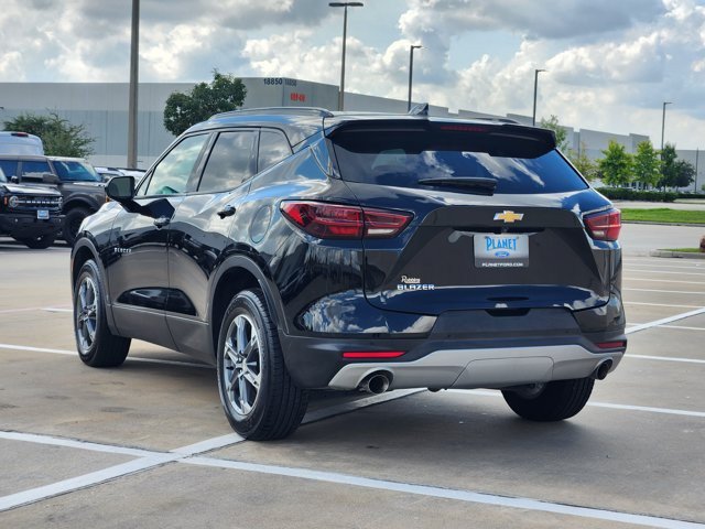 Used 2024 Chevrolet Blazer LT w/ Convenience Package FWD image 7