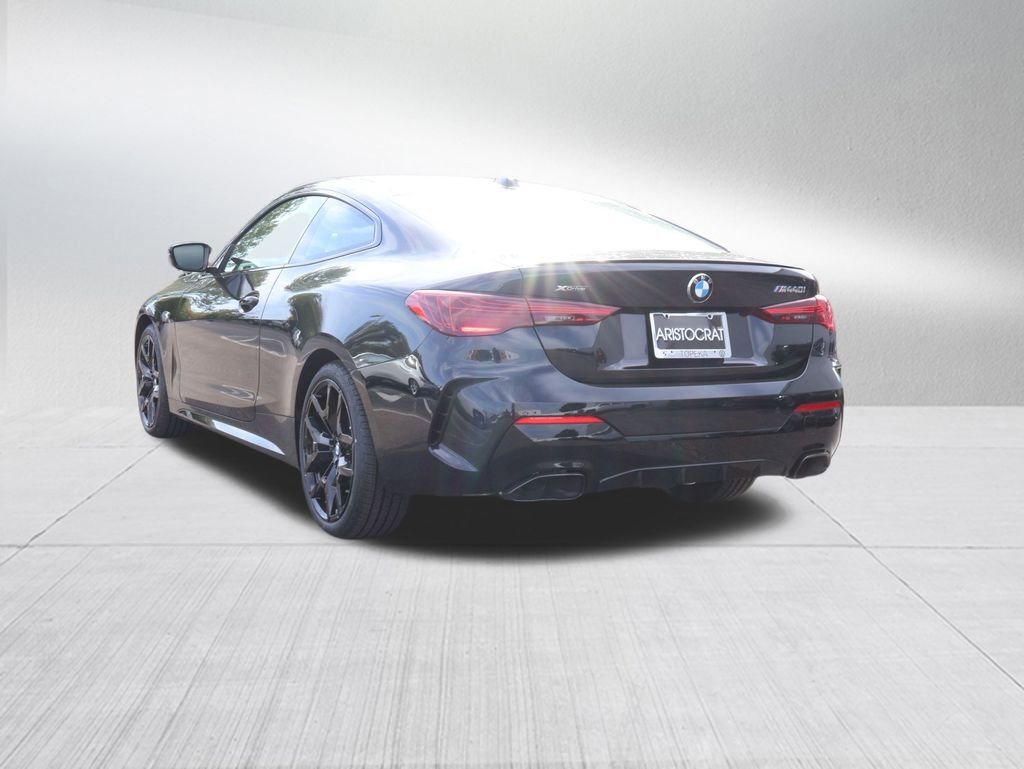 New 2026 BMW 440i xDrive Coupe w/ Parking Assistance Package image 8