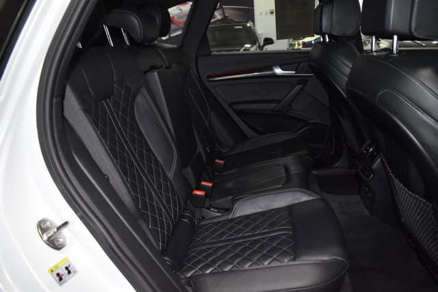 Used 2025 Audi SQ5 Premium Plus w/ Premium Plus Package image 32