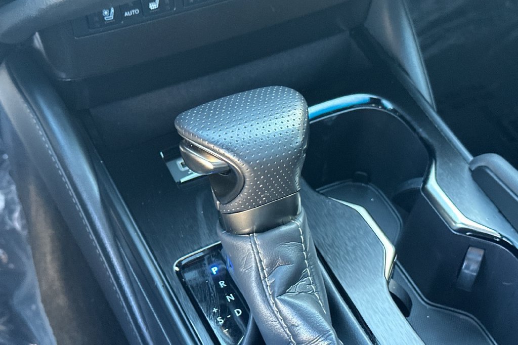 Used 2024 Lexus ES 300h F Sport w/ Accessory Package (Z2) FWD image 19