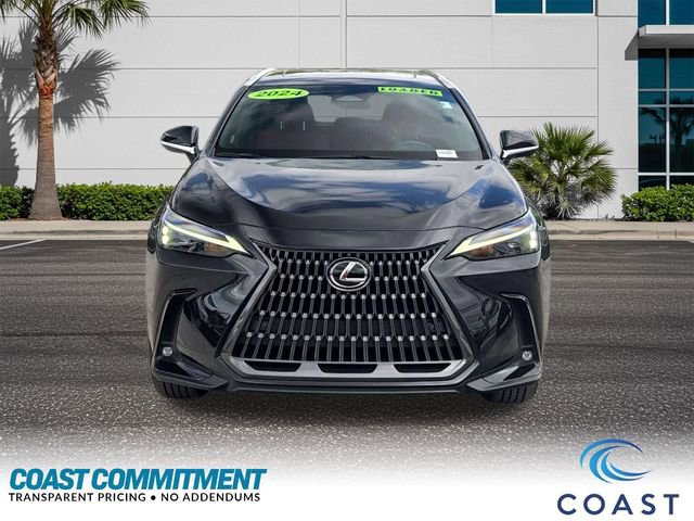 Used 2024 Lexus NX 250 FWD image 2