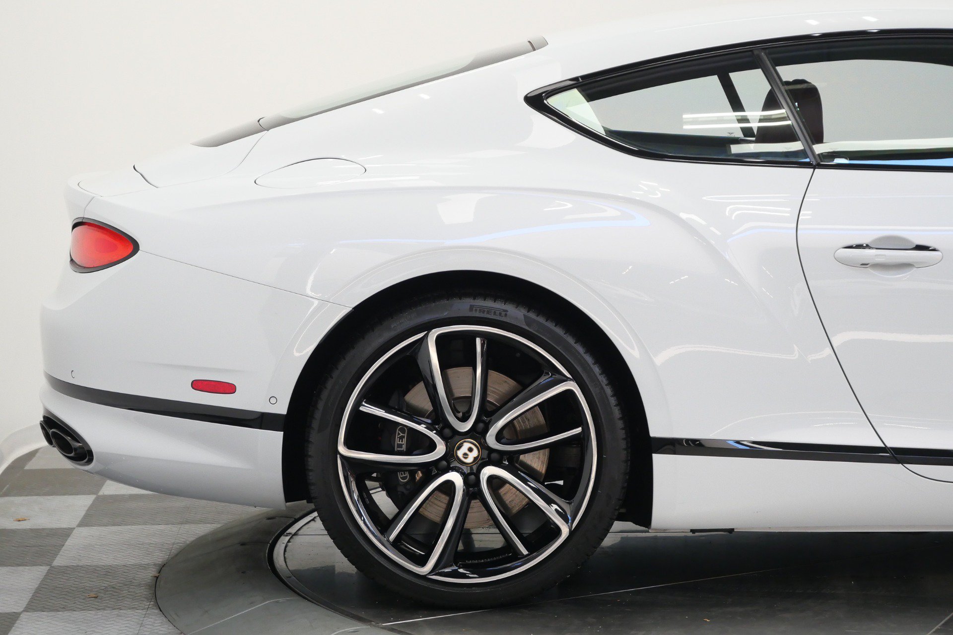 Used 2020 Bentley Continental GT V8 First Edition AWD/4WD image 49