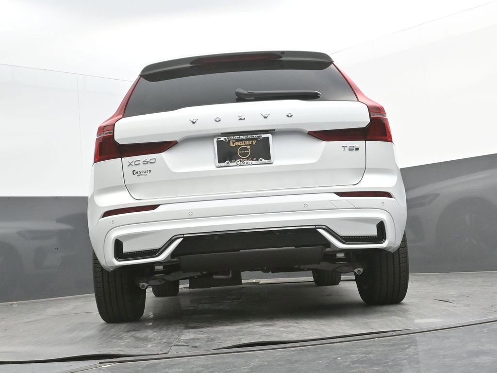 New 2026 Volvo XC60 T8 Core w/ Climate Package image 35