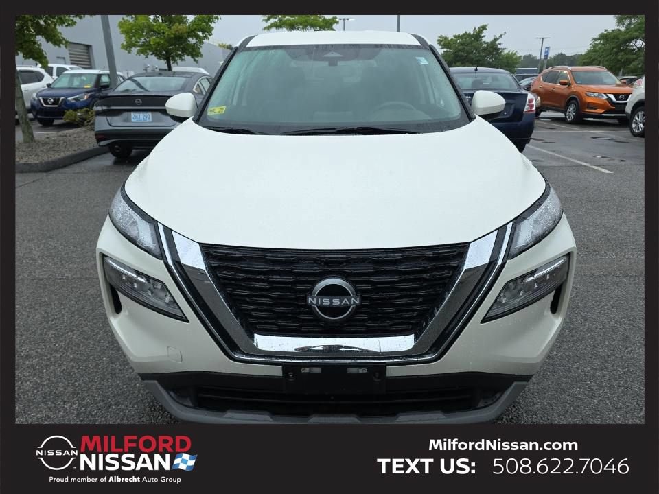 Used 2023 Nissan Rogue SV AWD/4WD image 7
