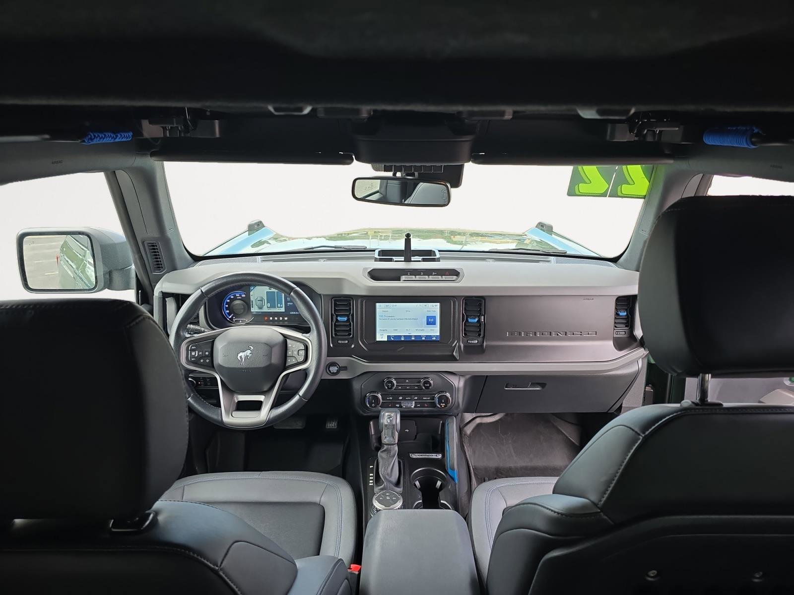 Used 2022 Ford Bronco Black Diamond image 16