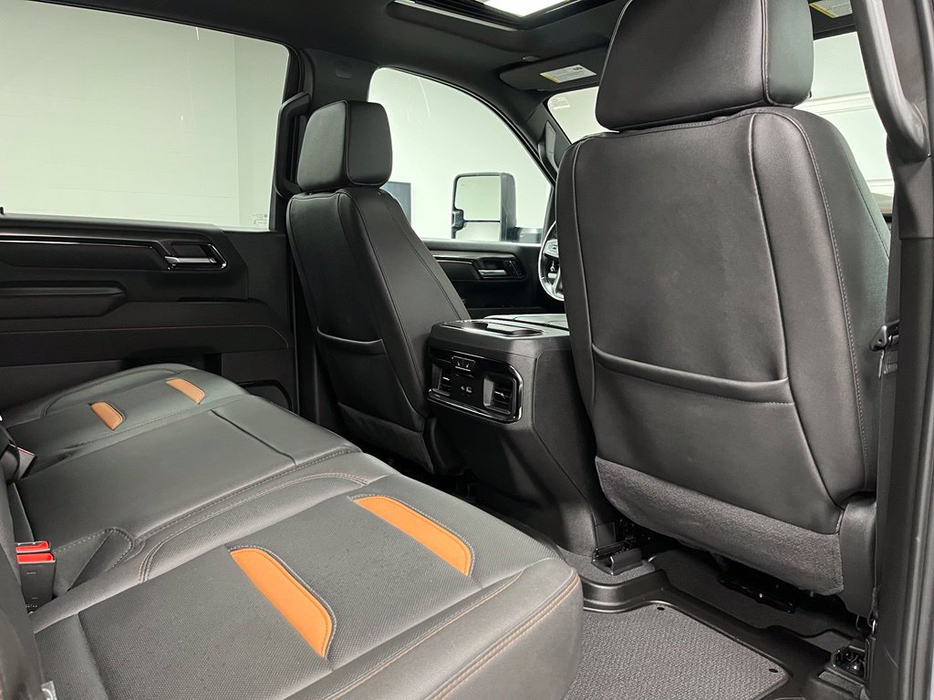 Used 2026 GMC Sierra 3500 AT4 w/ AT4 Premium Plus Package AWD/4WD image 53