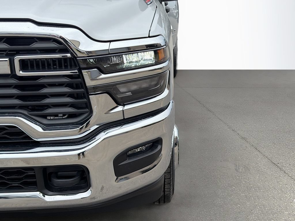 New 2026 RAM 3500 Tradesman w/ Chrome Appearance Group A AWD/4WD image 10